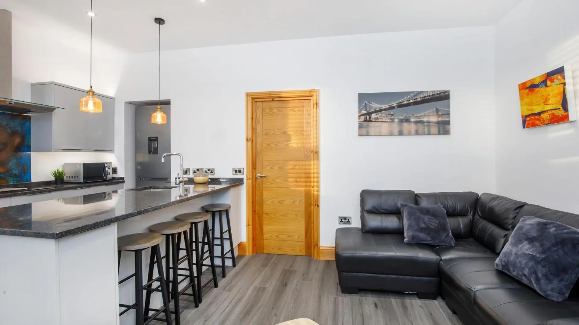 The Residence At The Lawrence Apartments York
